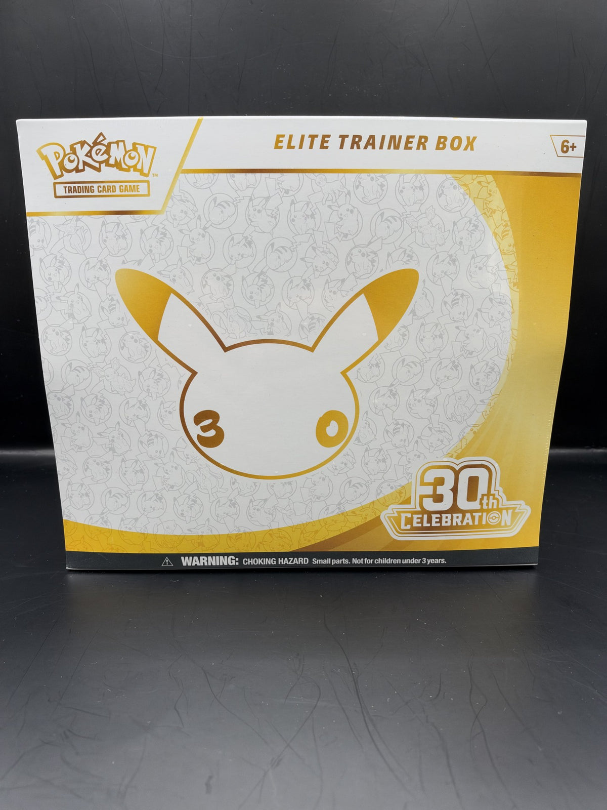 English Pokémon 30th Celebration Elite Trainer Box