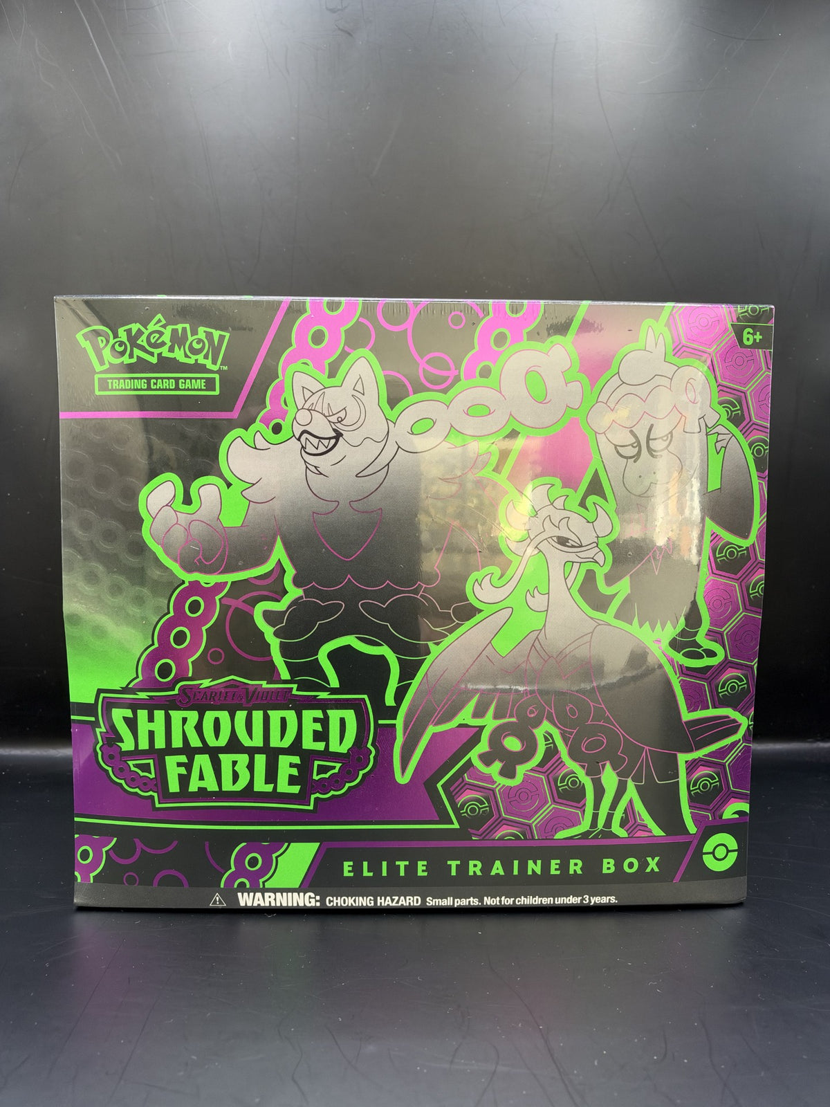 English Pokémon Shrouded Fable Elite Trainer box